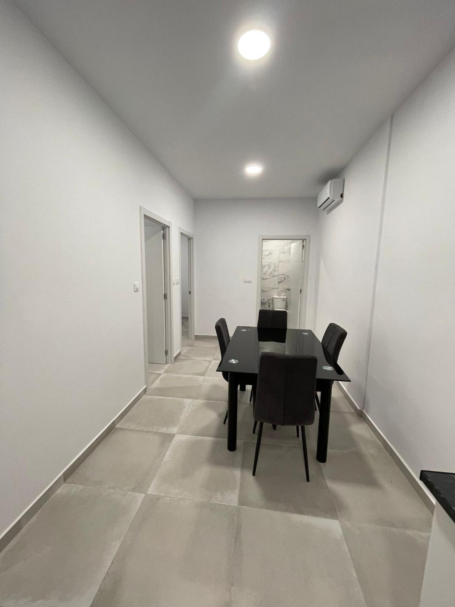 Apartments Jota Барселона Екстериор снимка